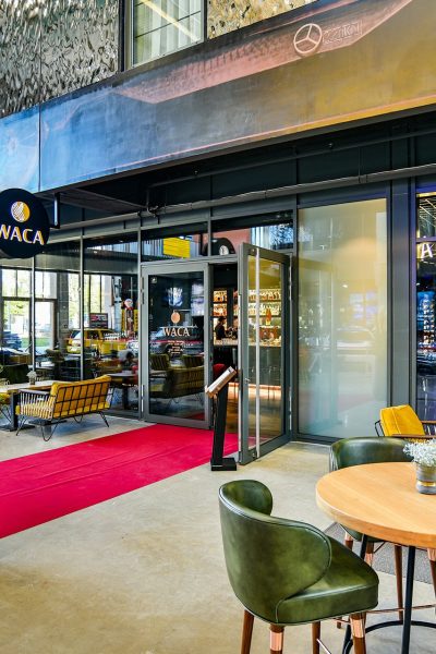 Innenterrasse in der Motorworld